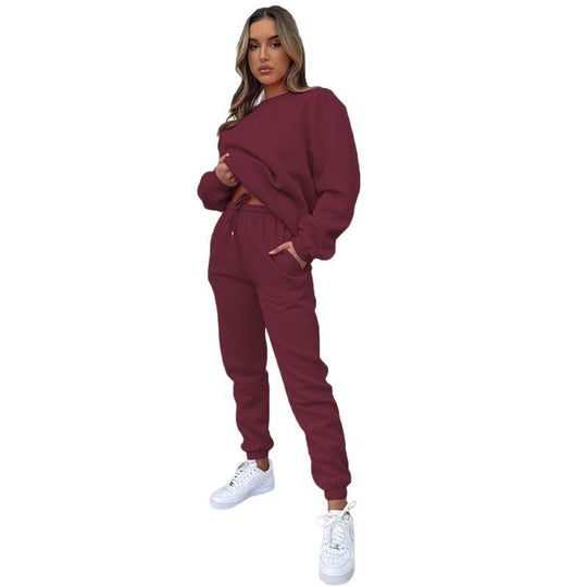 Damen nan zweiteiliges Cozy-Loungewear-Set mit Oversize-Rundhals und hochgeschnittener Jogginghose mit Kordelzug Shop Nory