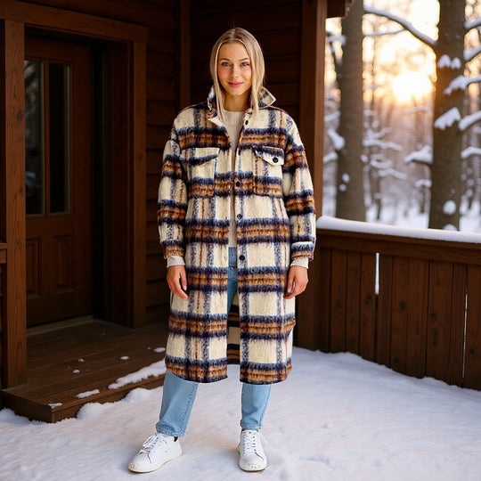Damen Langer karierter Teddy‑Mantel in Shirtjacken‑Optik mit Hemdkragen und aufgesetzten Taschen Shop Nory