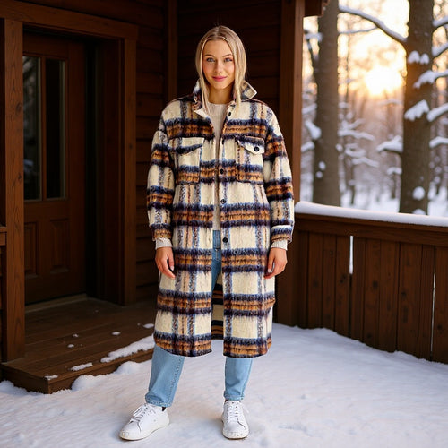 Damen Langer karierter Teddy‑Mantel in Shirtjacken‑Optik mit Hemdkragen und aufgesetzten Taschen Shop Nory