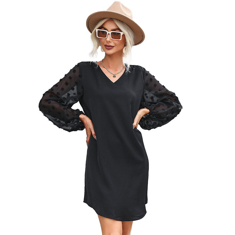 Damen Chiffon-Minikleid mit V-Ausschnitt, transparenten Punktärmeln und Kettengürtel Shop Nory