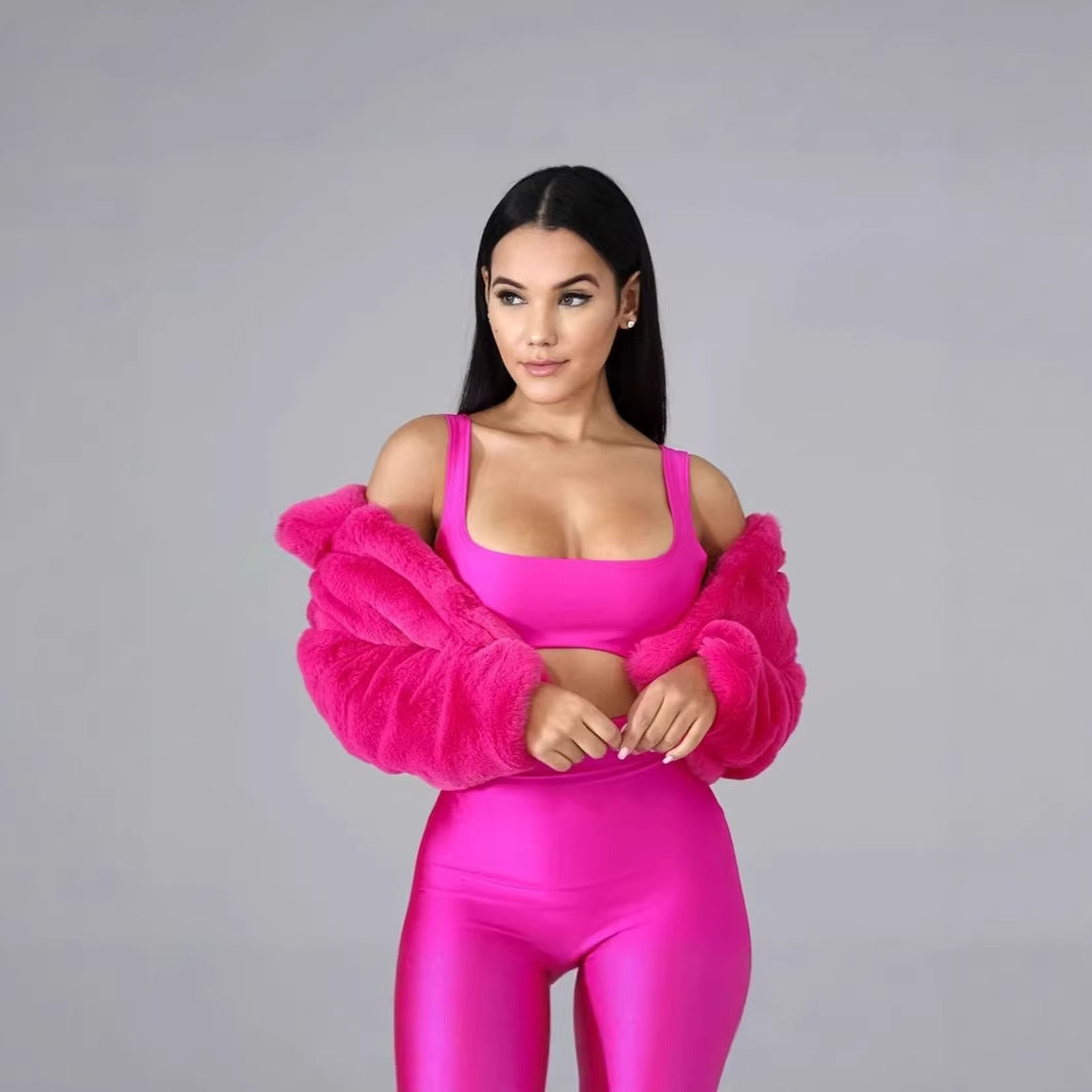 Damen Cropped Kunstpelz‑Blouson mit tailliertem Schnitt, Stehkragen und weichem Teddy‑Finish Shop Nory