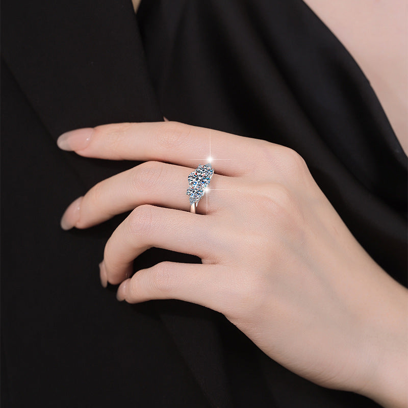 Damen Ring mit funkelndem Dreisteine-Design Shop Nory