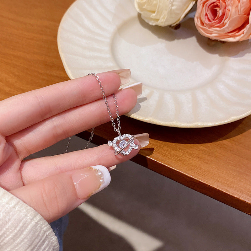 Damen zarte Halskette mit elegantem Anhänger und funkelnden Zirkonia Shop Nory