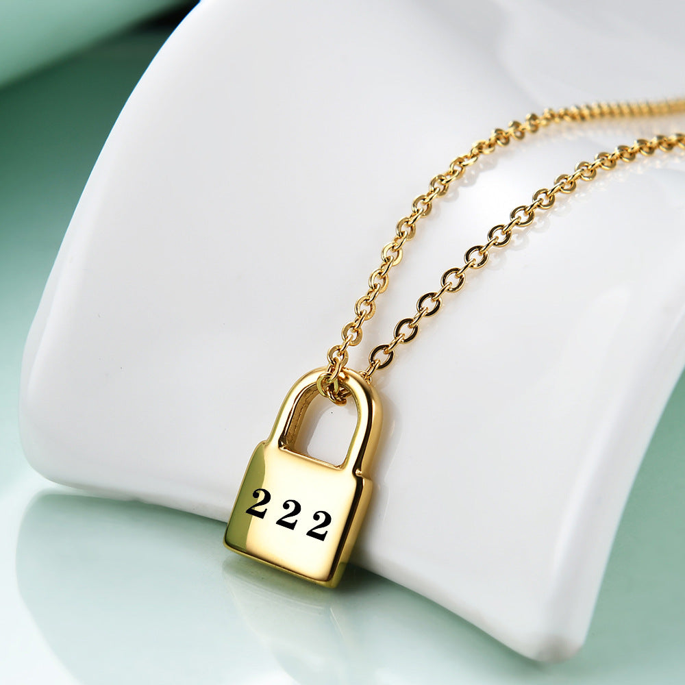 Damen Halskette mit einzigartigem Schlossanhänger und stilvollem Design Shop Nory