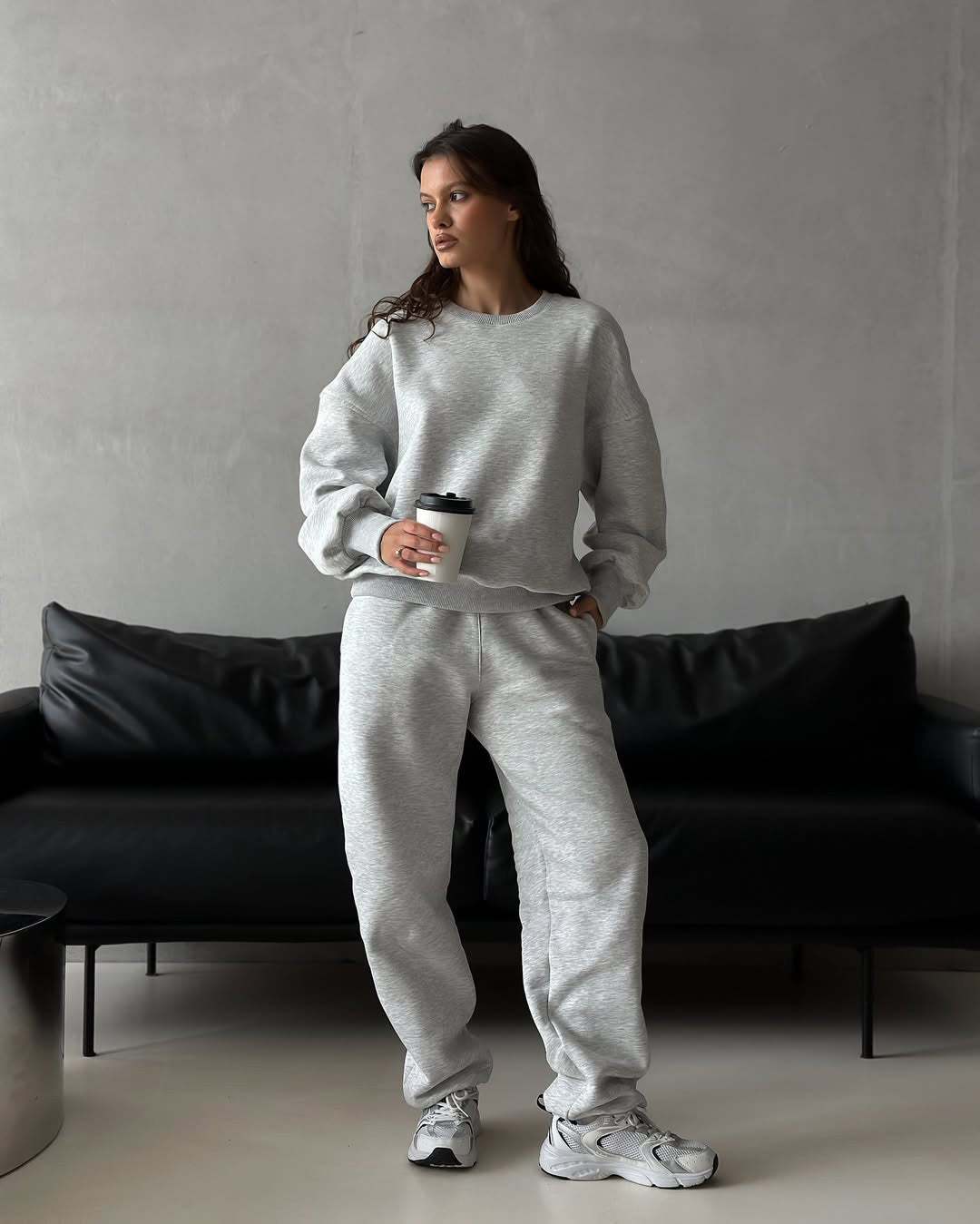 Damen taillenhohe French-Terry Jogginghose mit elastischem Bund und gerippten Fußbündchen Shop Nory