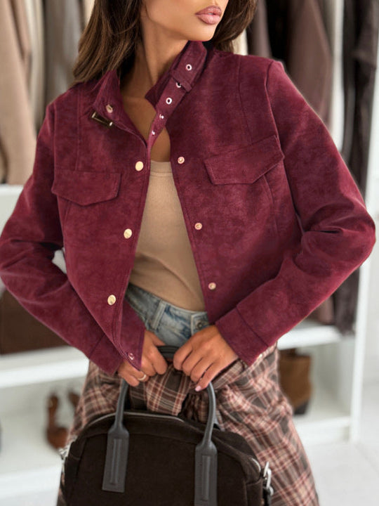 Damen elegante Jacke aus weichem Wildleder mit Knopfdetails