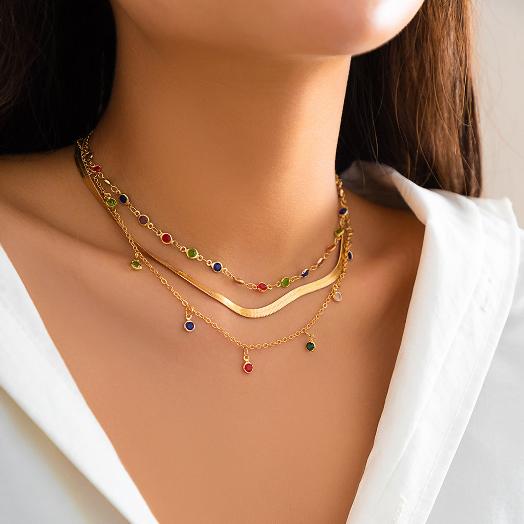 Damen mehrlagige Halskette mit bunten Edelsteinen und elegantem Design