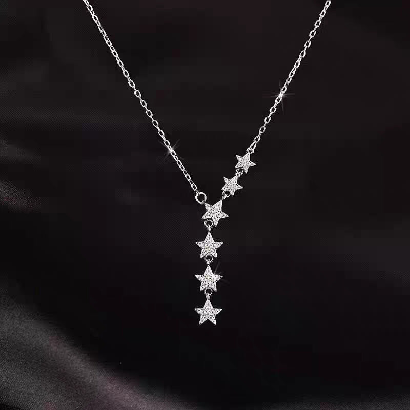 Damen Halskette mit funkelnden Sternen und elegantem Anhänger Shop Nory