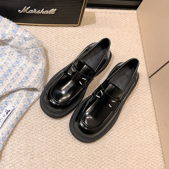 Damen Glänzende Penny‑Loafer im Retro‑Chunky‑Look mit sculpted Plateau‑Sohle Shop Nory