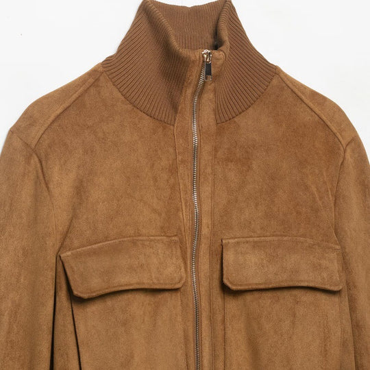 Damen Kurze Wildlederoptik-Bomberjacke mit Stehkragen, Klappentaschen und Rippbündchen Shop Nory