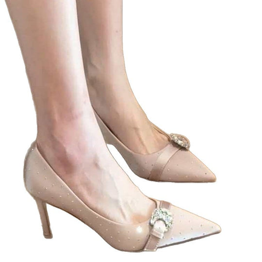 Damen Lack‑Pumps mit spitzer Zehenpartie, Strass‑Schnalle und mittelhohem Stiletto Shop Nory