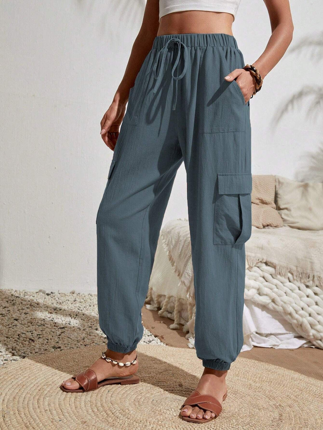 Damen Cargo-Jogginghose mit elastischem Bund, Kordelzug und aufgesetzten Taschen Shop Nory