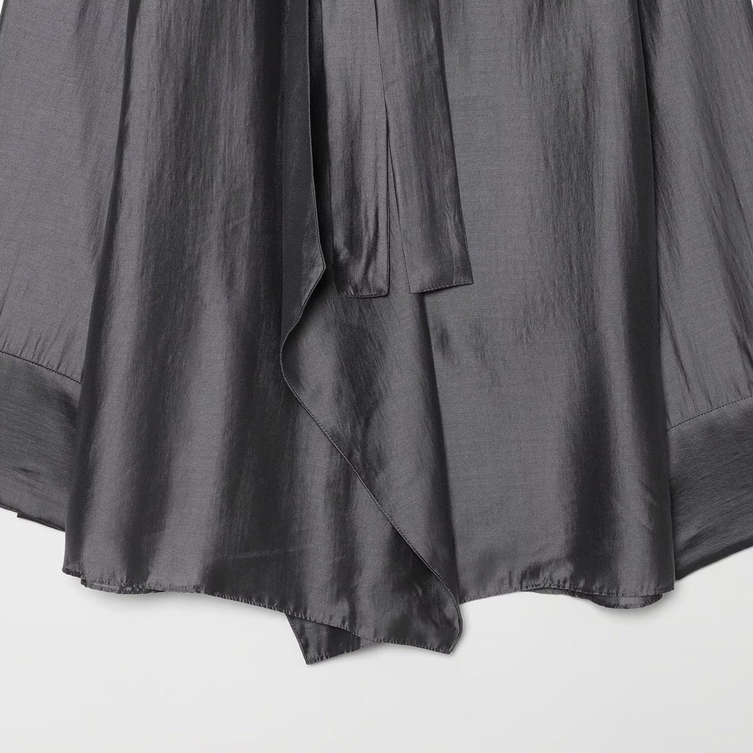 Damen Oversize-Seidenoptik-Bluse mit Schleifenkragen und asymmetrischem Saum Shop Nory