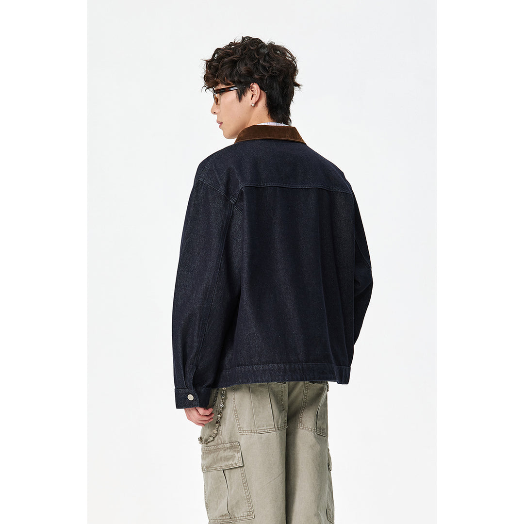 Herren Kastig geschnittener Denim‑Workwear‑Blouson mit Cord‑Umlegekragen und metallischen Hakenverschlüssen Shop Nory