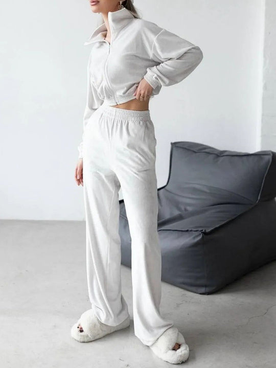 Damen luxuriöses Velours Lounge-Set mit kurzem Reißverschlussjacke und hochtaillierter Gummibund-Jogger Shop Nory