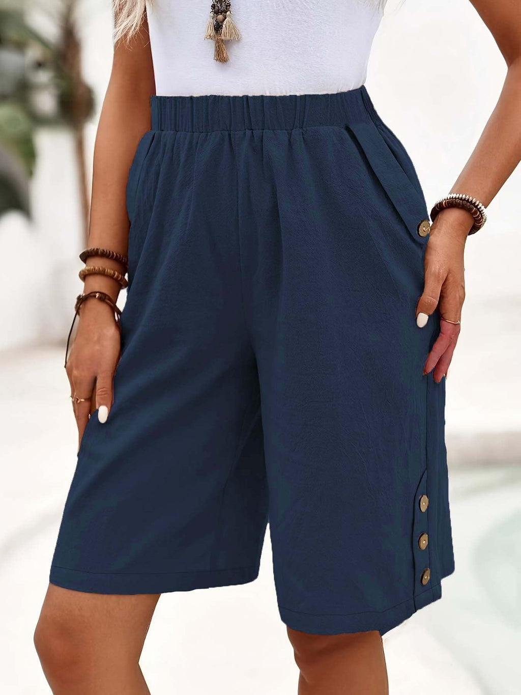 Damen Luftige Shorts mit praktischen Knopfdetails