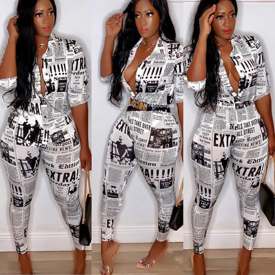 Damen figurbetonter Jumpsuit mit Zeitungsprint und tailliertem Hemdkragen Shop Nory