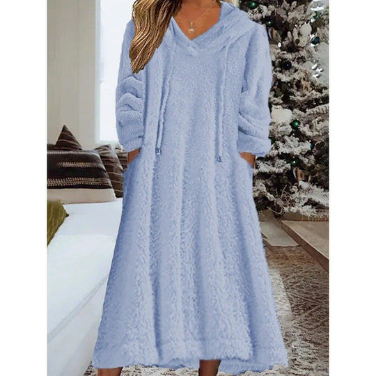 Damen Maxikleid aus Teddy-Fleece mit Kapuze, V-Ausschnitt und Eingrifftaschen Shop Nory