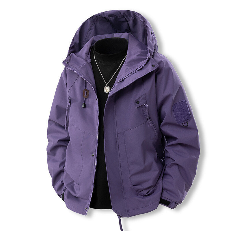 Herren funktionale Outdoor-Jacke mit verstellbarem Kapuzenbereich und atmungsaktiven Eigenschaften