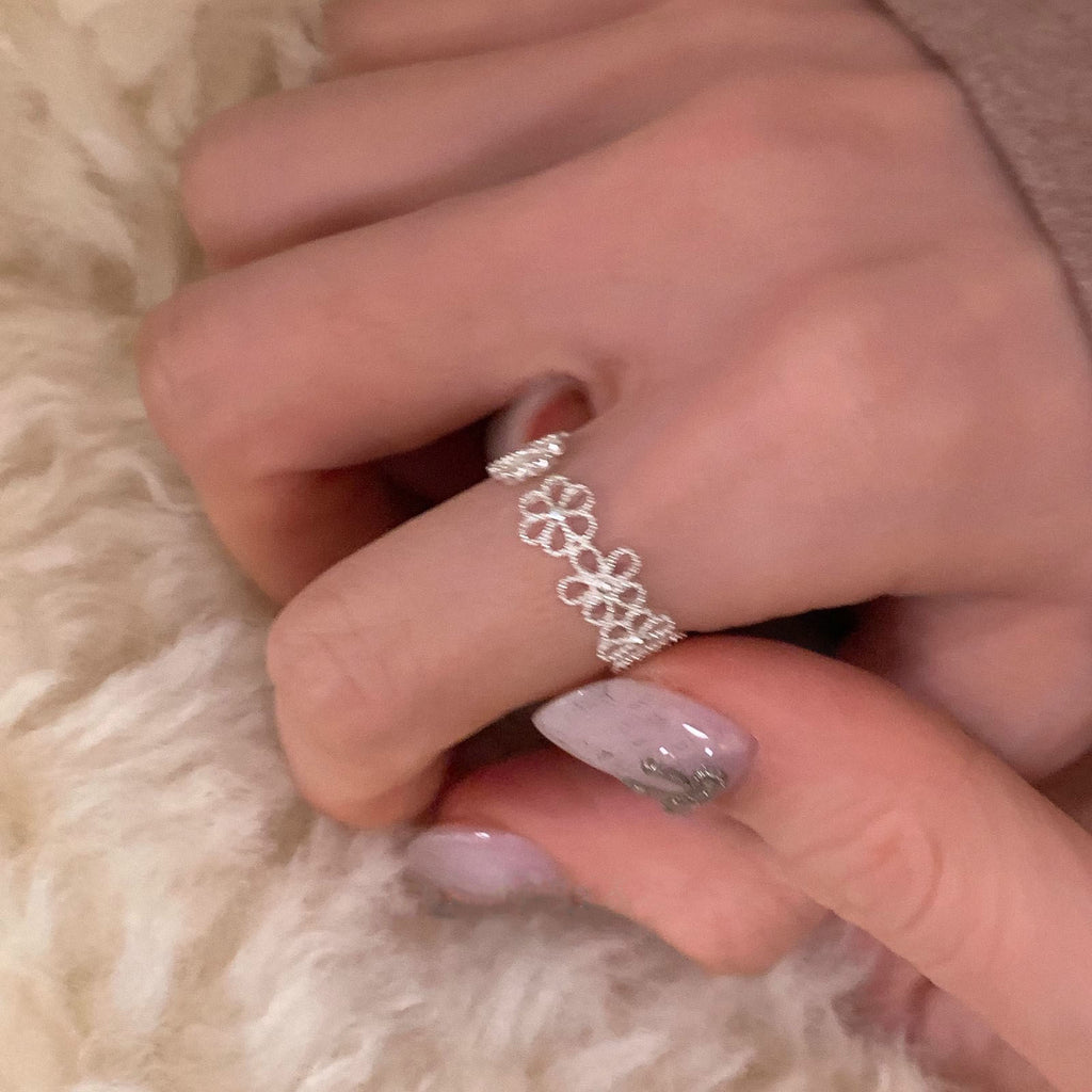 Damen filigraner Silberring im floralen Design Shop Nory