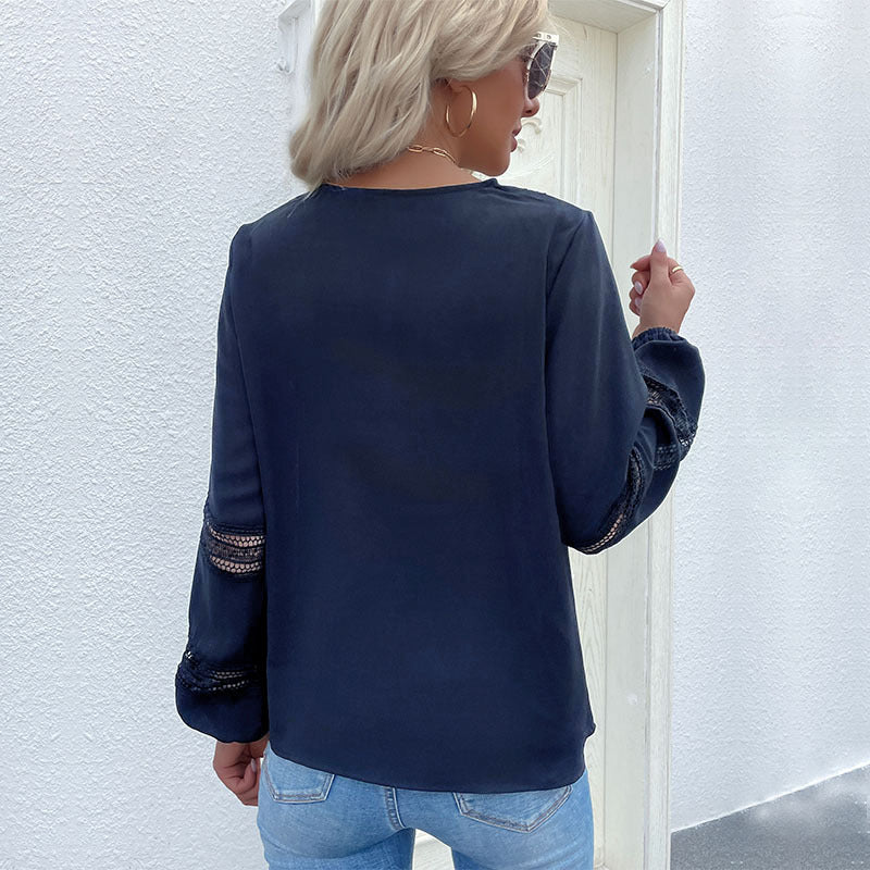 Damen Satinbluse mit V‑Ausschnitt, dekorativer Spitzenpasse und Ärmeln mit Spitzeneinsatz Shop Nory