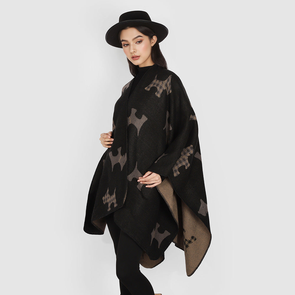 Damen Oversize-Poncho mit jacquardgewebtem Terrier‑Motiv und kontrastiertem Innenfutter Shop Nory