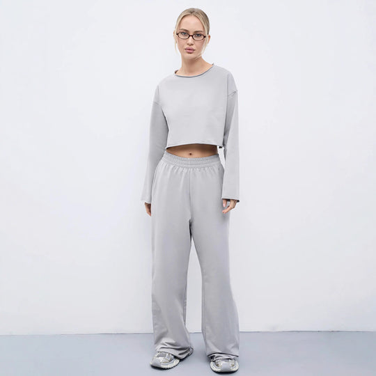 Damen Kurzgeschnittenes Sweatshirt und High-Waist Relax-Jogginghose Set Shop Nory