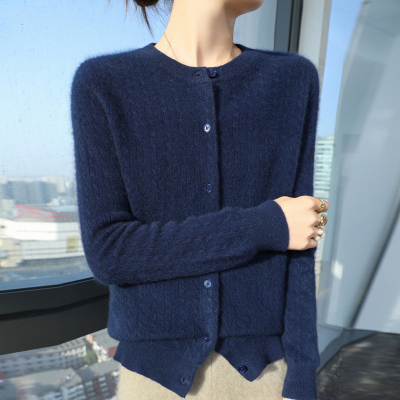 Damen Kurzgeschnitteter Feinstrick-Cardigan mit dezenter Struktur und Rundhalsausschnitt Shop Nory