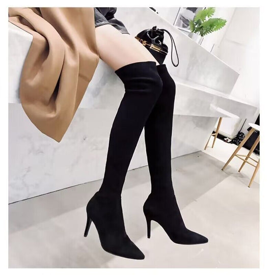 Damen Oberschenkelhohe Stretch-Stiefel mit spitzer Zehenform und geformtem Stiletto-Absatz Shop Nory