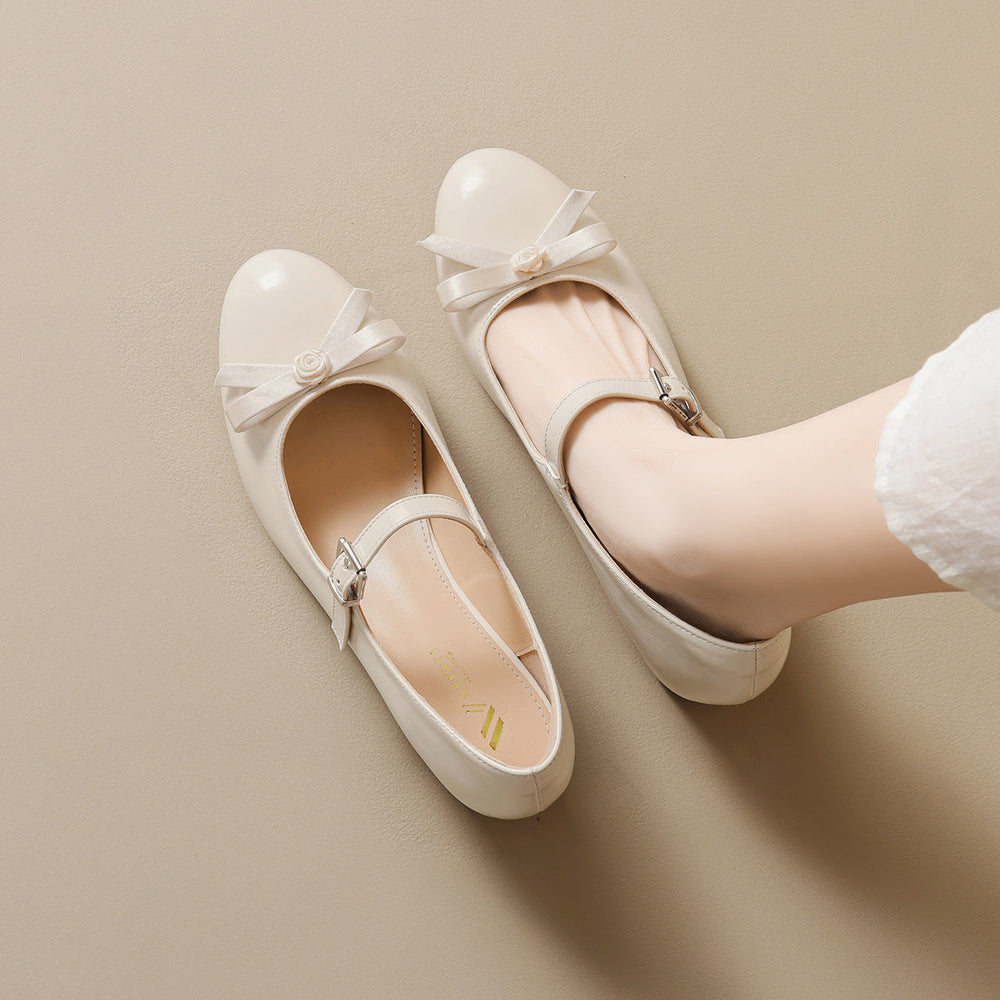 Damen Ballerinas mit elegantem Riemchen und modischer Schleifenapplikation