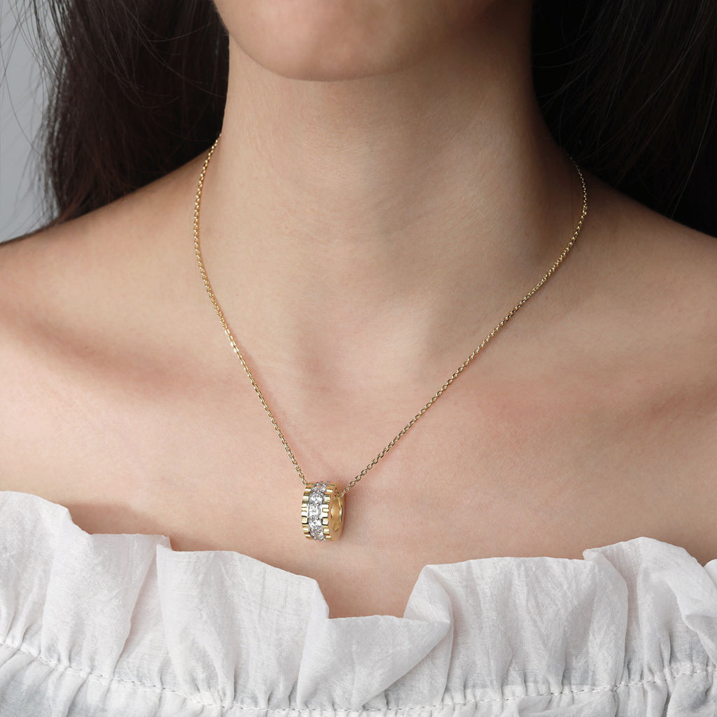 Damen Anhänger-Halskette mit funkelnden Kristall-Details und hochwertigem Design Shop Nory