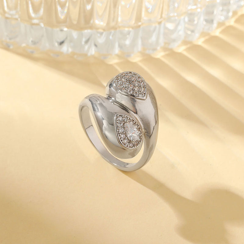 Damen Designer-Ring mit funkelnden Zirkonia Shop Nory