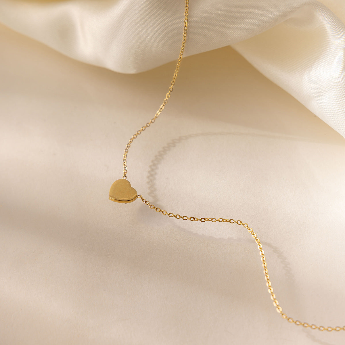 Damen Edelstahl Halskette mit elegantem Kettenmuster und hypoallergenen Eigenschaften Shop Nory
