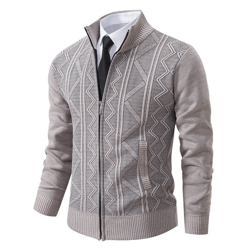 Herren Strickjacke mit modernem Zopfmuster