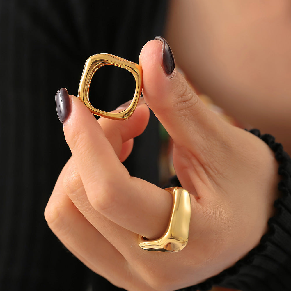 Damen Modischer Ring mit modernem, geschwungenem Design aus Edelstahl Shop Nory