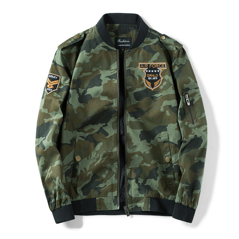 Herren Camouflage Bomberjacke im Military‑Style mit Patch‑Applikationen, Ärmeltasche und Rippenbündchen Shop Nory