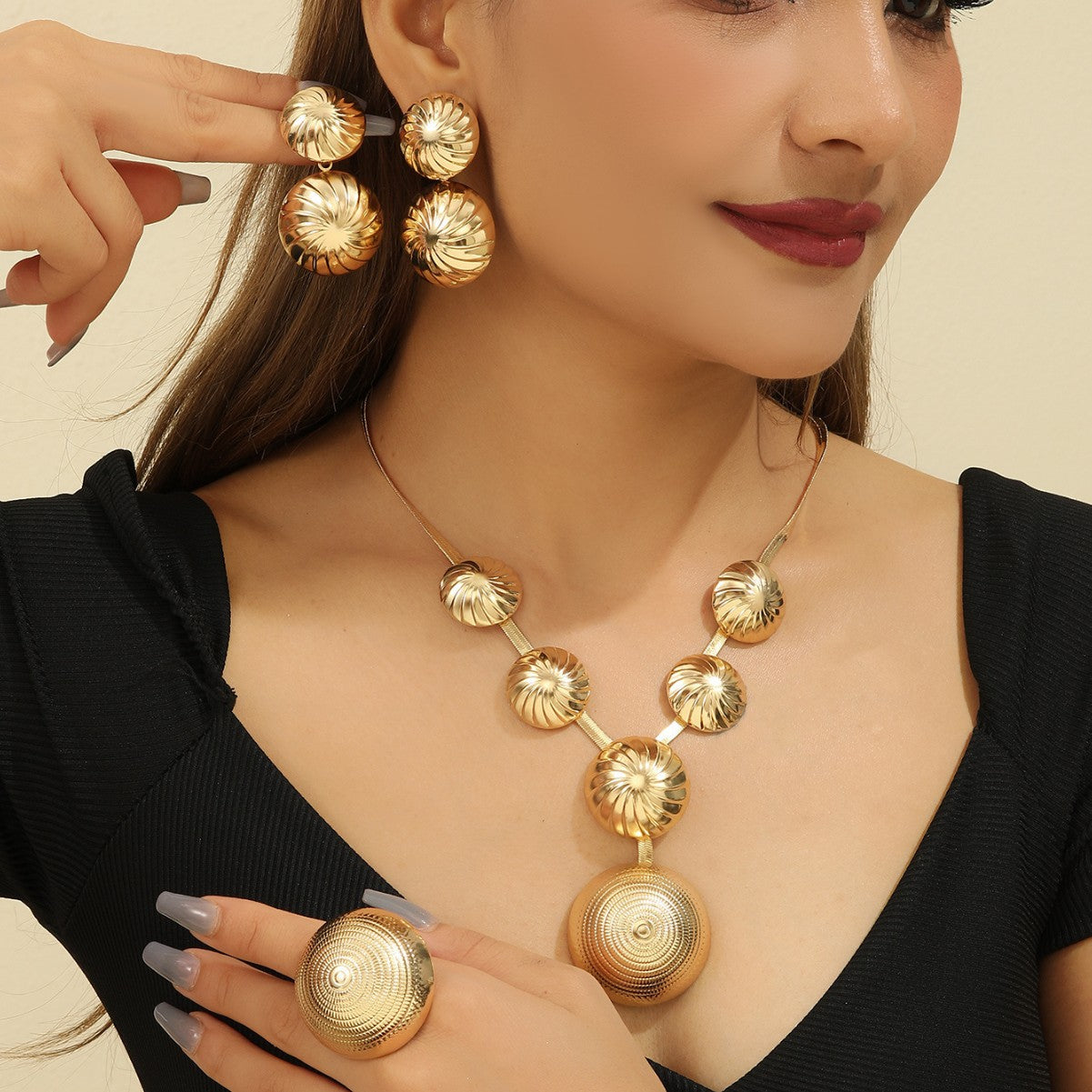 Damen Schmuckset mit elegantem Reliefmuster Shop Nory