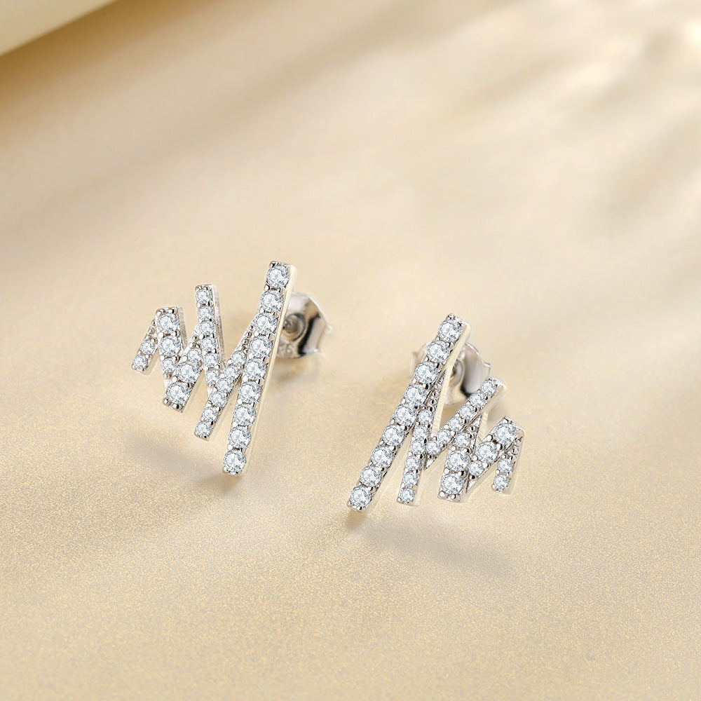 Damenohrringe im modernen geometrischen Design mit funkelnden Zirkonia-Details Shop Nory