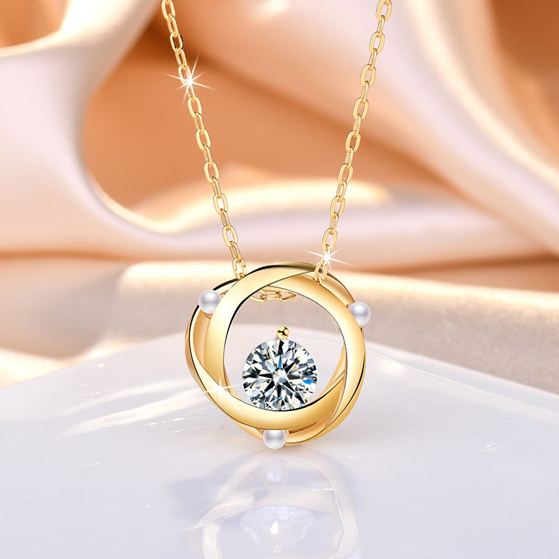 Damen Halskette mit funkelndem Zirkonia-Anhänger und stilvollem Golddesign Shop Nory