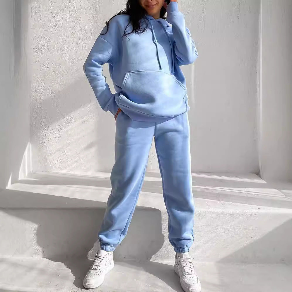 Damen Oversize Loungewear-Set aus weichem Baumwollmischfleece mit Kapuzenpullover und schmal zulaufender Jogginghose Shop Nory