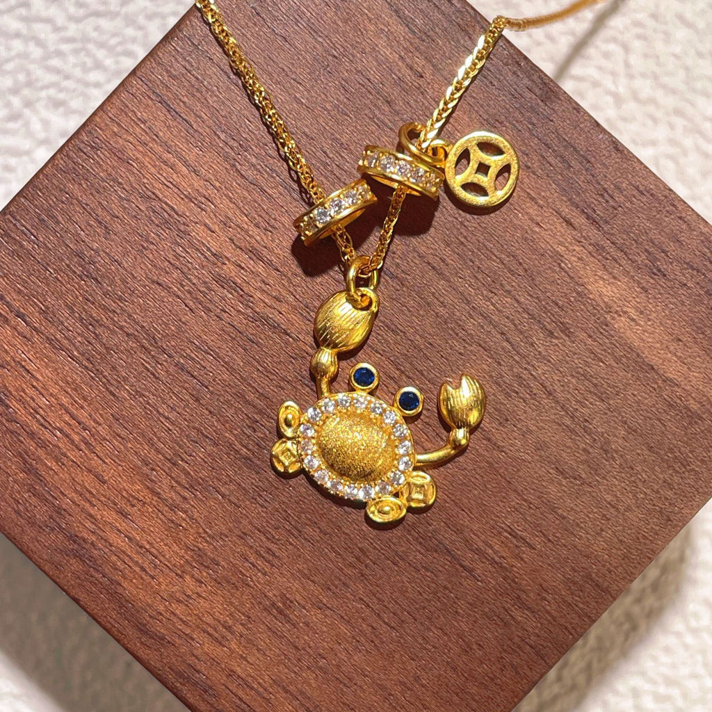 Damen Halskette mit kreativem Krabbenanhänger und funkelnden Zirkonia Shop Nory