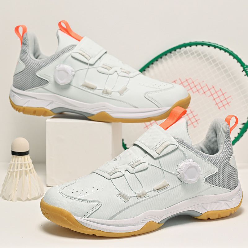 Damen Tennis-Schuhe mit innovativem Schnürsystem und atmungsaktivem Obermaterial