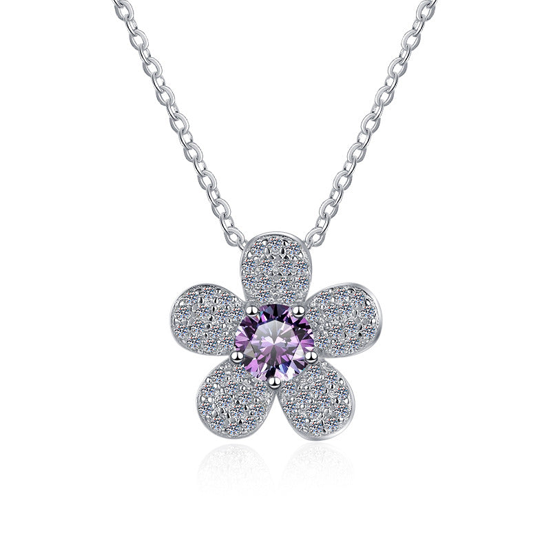 Damen Halskette mit floralen Anhänger und funkelnden Kristallen Shop Nory