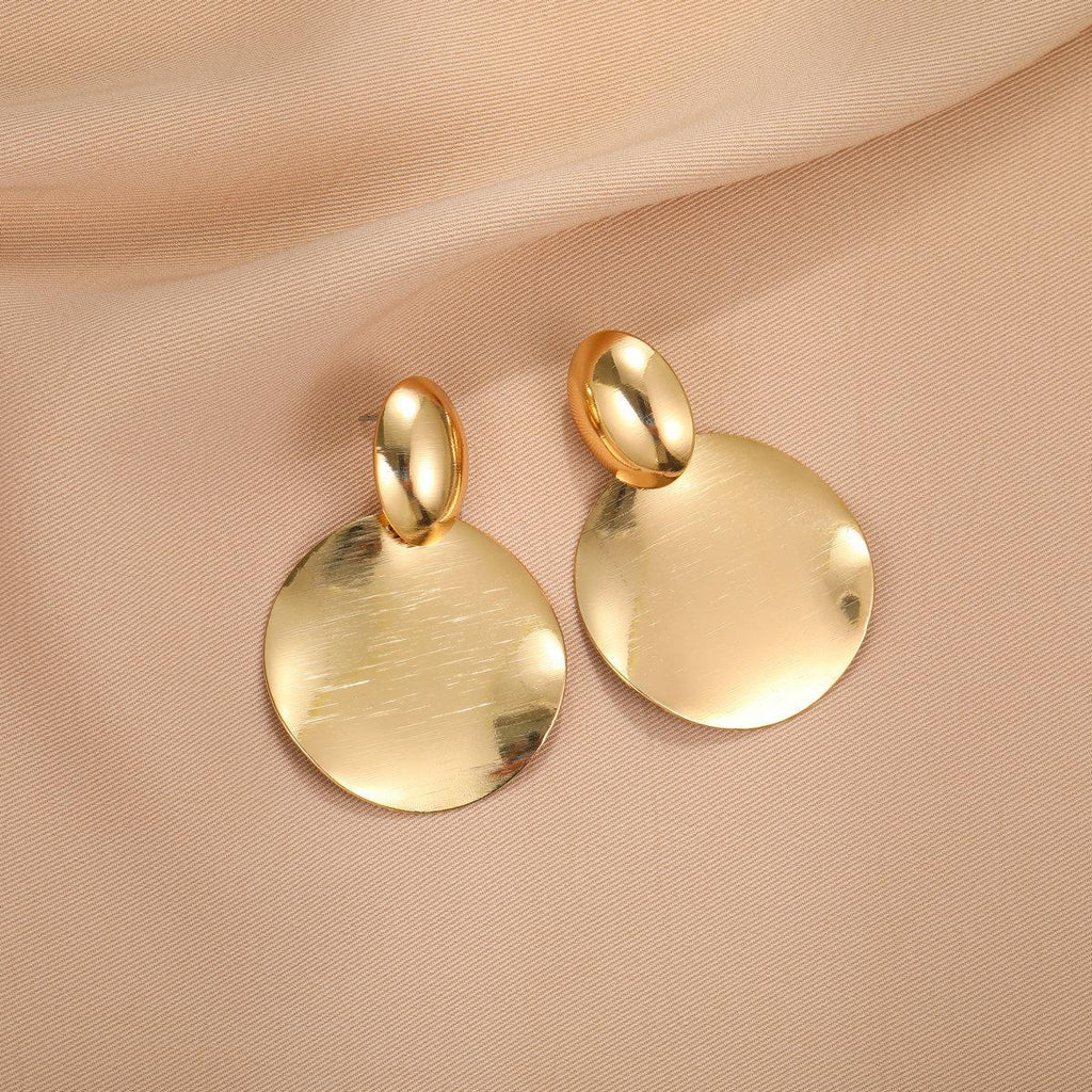 Damen Ohrringe im eleganten, skulpturalen Design Shop Nory