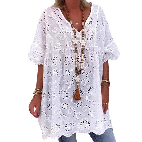 Damen Bluse mit floralen Stickereien und weiten Ärmeln