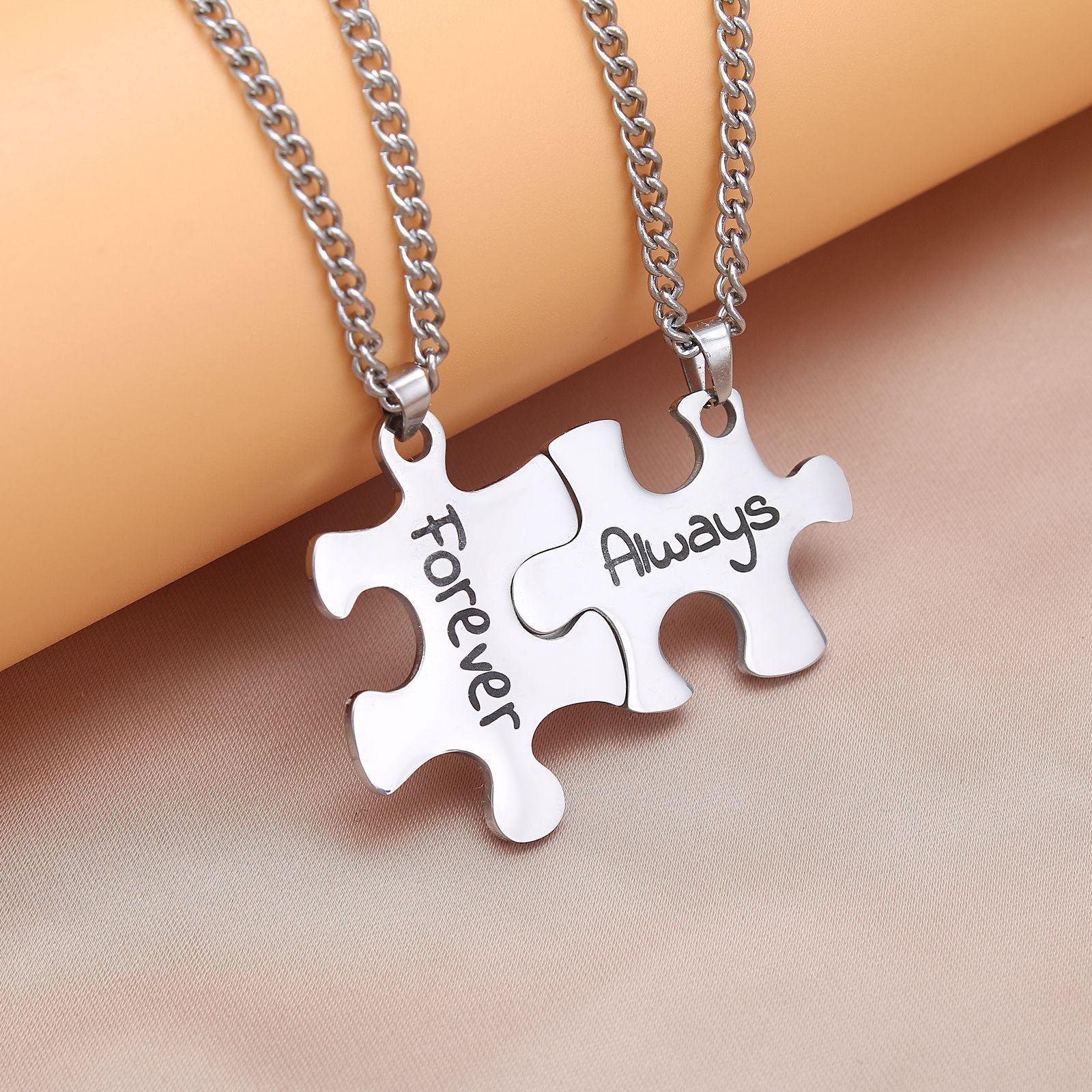 Damen Paar-Halsketten im Puzzle-Design mit gravierten Botschaften Shop Nory