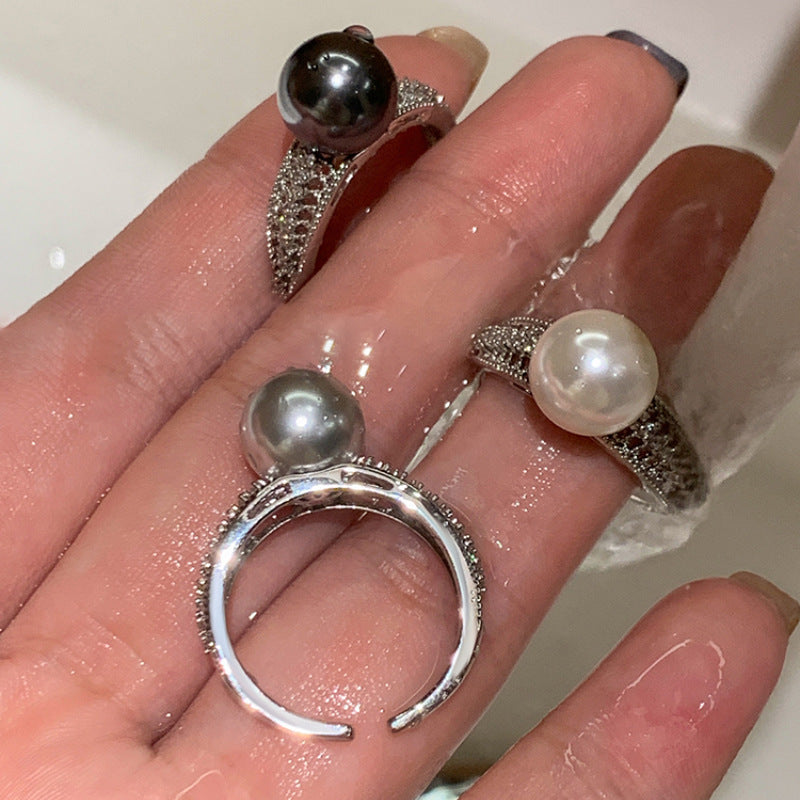 Damenring mit elegantem Perlencap und funkelnden Zirkonia Shop Nory