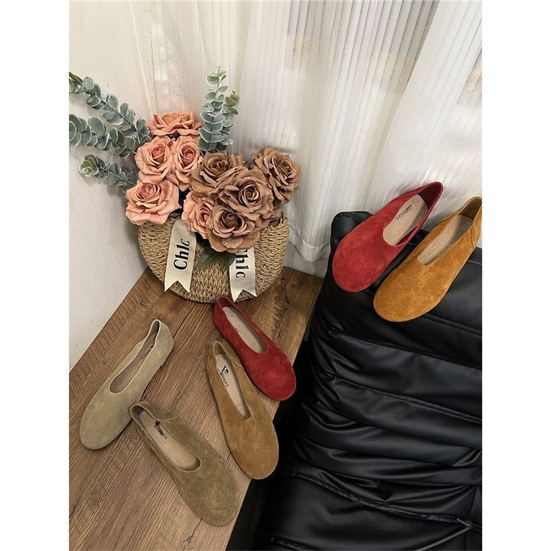 Damen elegante Slipper aus weichem Veloursleder