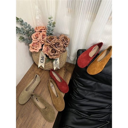 Damen elegante Slipper aus weichem Veloursleder