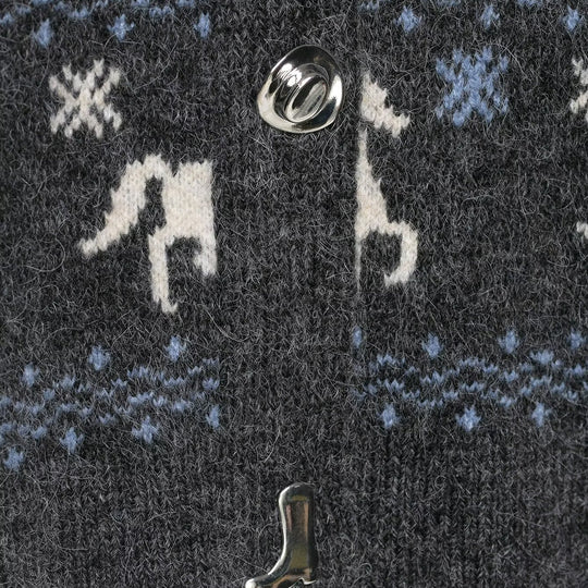 Damen Strickcardigan mit Pferde- und Hufeisen-Jacquard sowie dekorativen Stiefelknöpfen Shop Nory